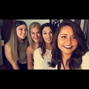 Meet your Posher, Dani